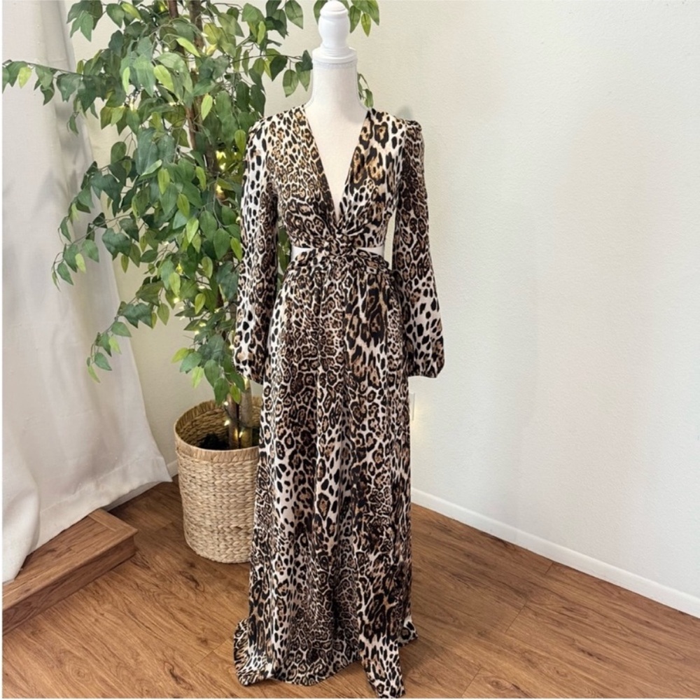 NWT Leopard Print Maxi Dress Size M - Picture 2 of 9